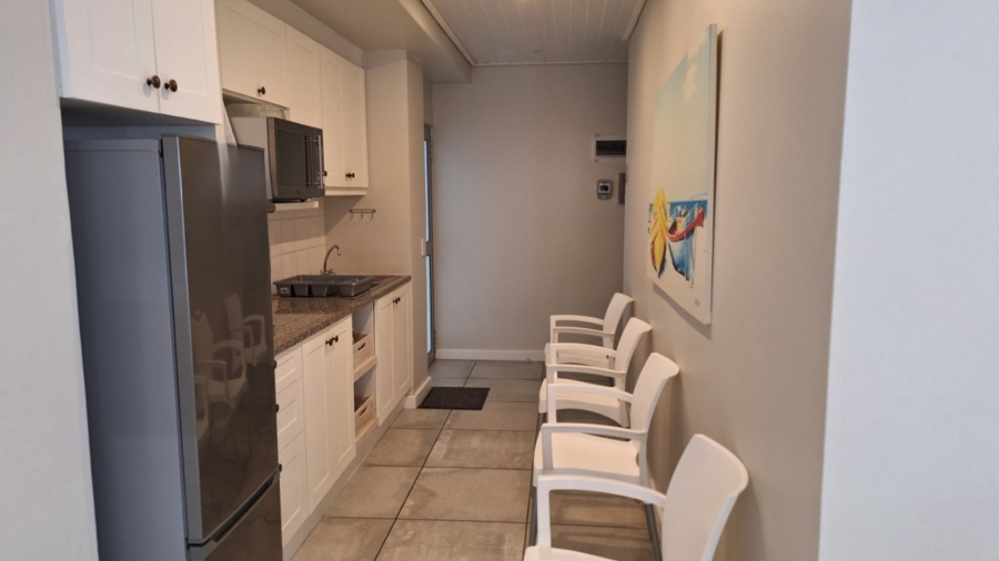 2 Bedroom Property for Sale in Elands Bay Western Cape